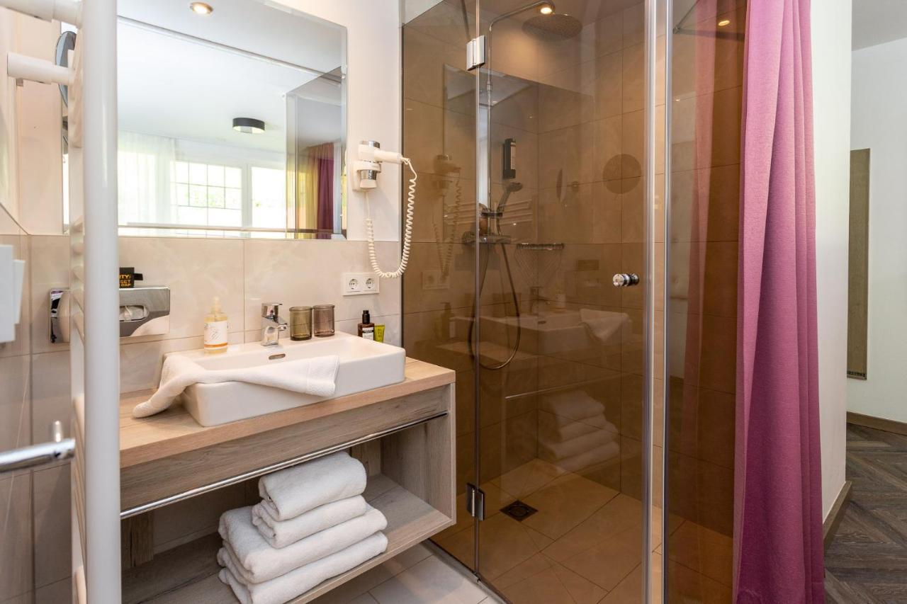 Boutiquehotel Bergvilla (Adults Only) Dafins Bagian luar foto
