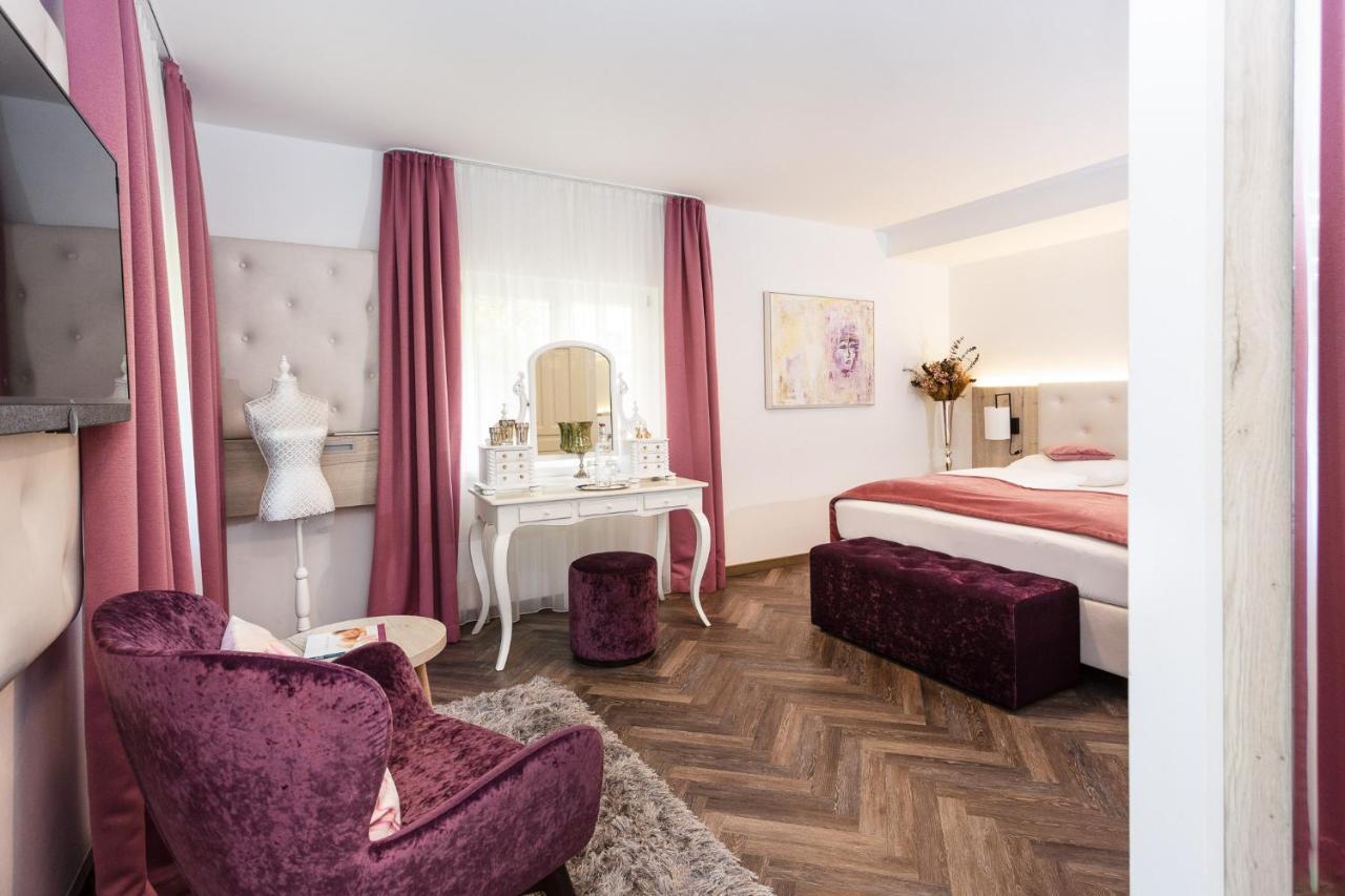 Boutiquehotel Bergvilla (Adults Only) Dafins Bagian luar foto